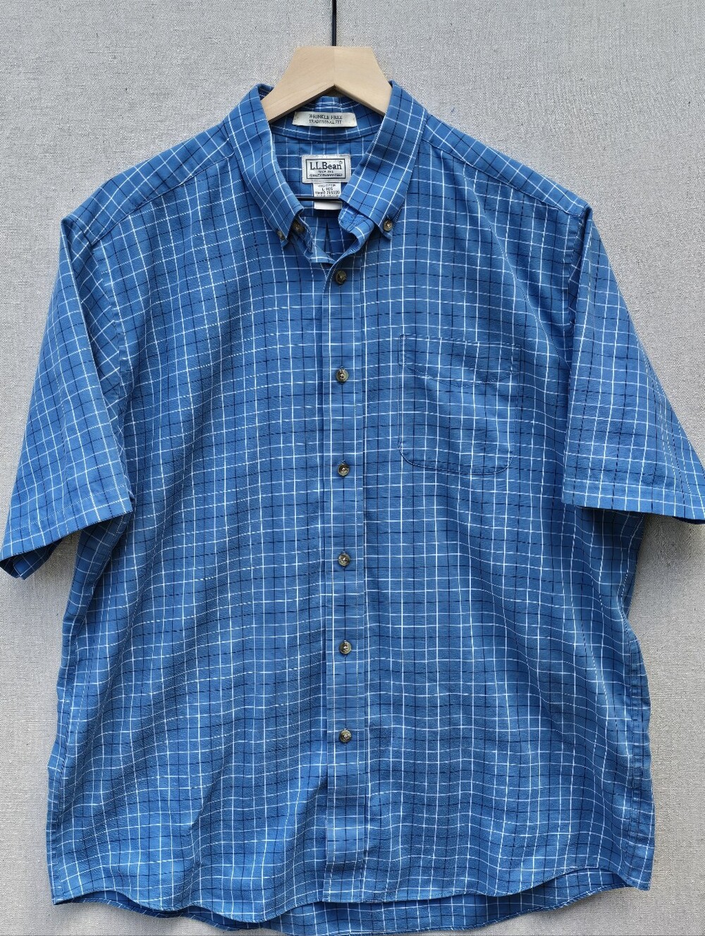 L.L.Bean Men’s Blue Plaid Short Sleeve Button Down Shirt Large Regular